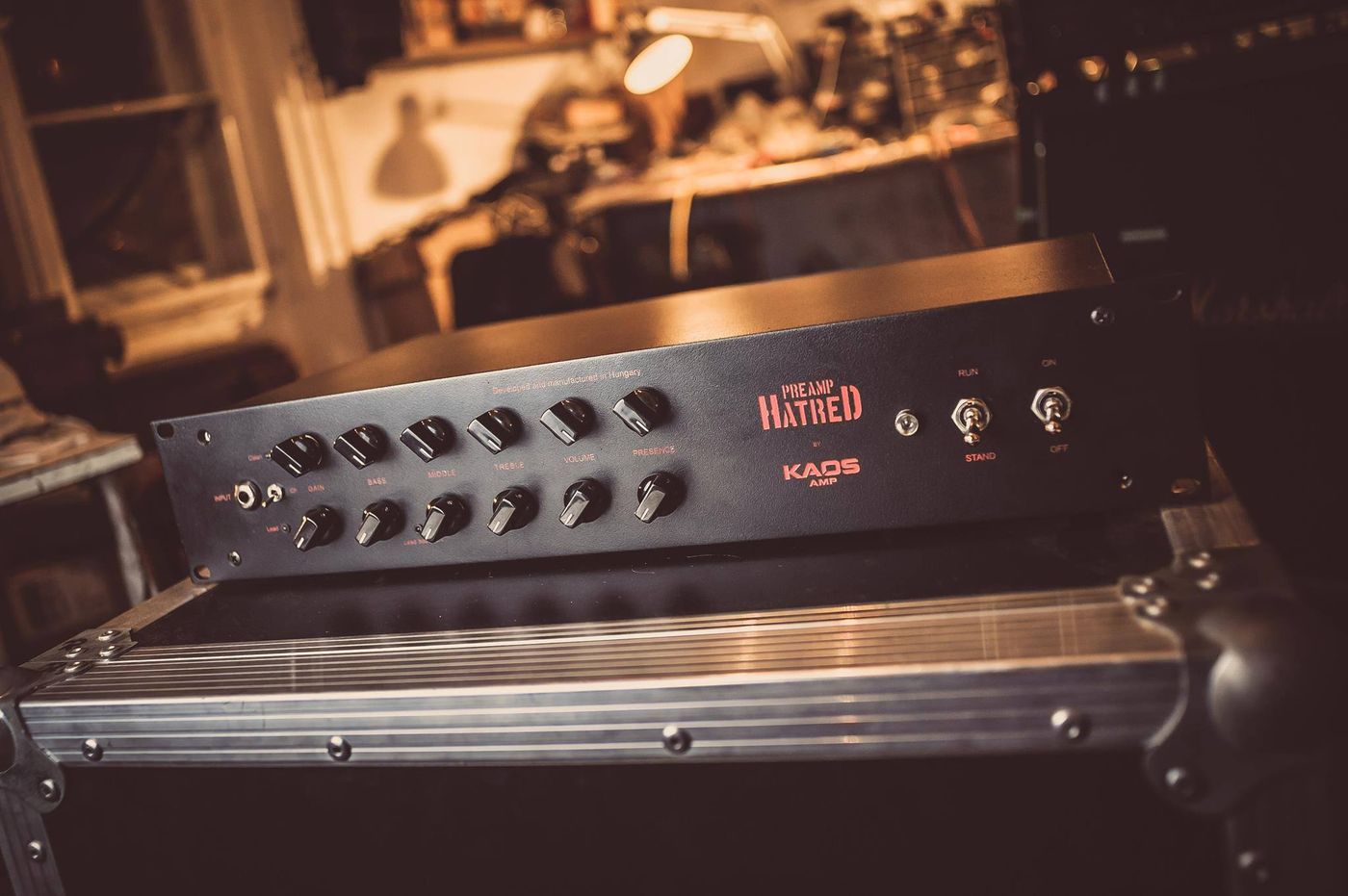 KAOSAMP amplifier